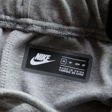 PANTALON NIKE TECH FLEECE x GRIS LOUP
