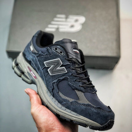 New Balance 2002R DO