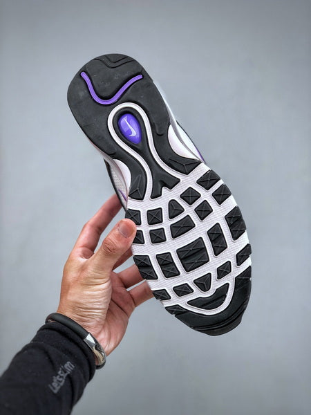 NIKE Air Max 97  "silver bullet"