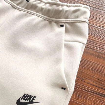 PANTALON NIKE TECH FLEECE x BLANC CRÈME