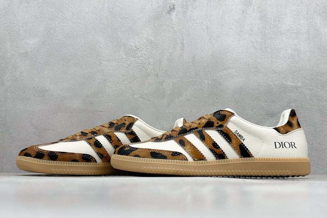 adidas Samba XR0009