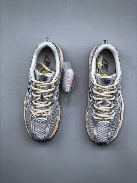 NEW BALANCE 530VS