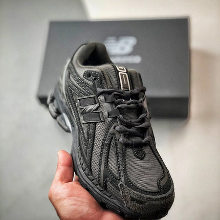 New Balance 1906R