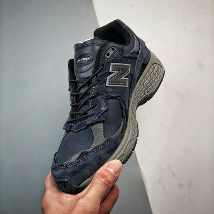 New Balance 2002R DO