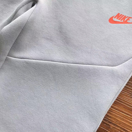 PANTALON NIKE TECH FLEECE x GRIS LOUP/AIGUE-MARINE/ORANGE