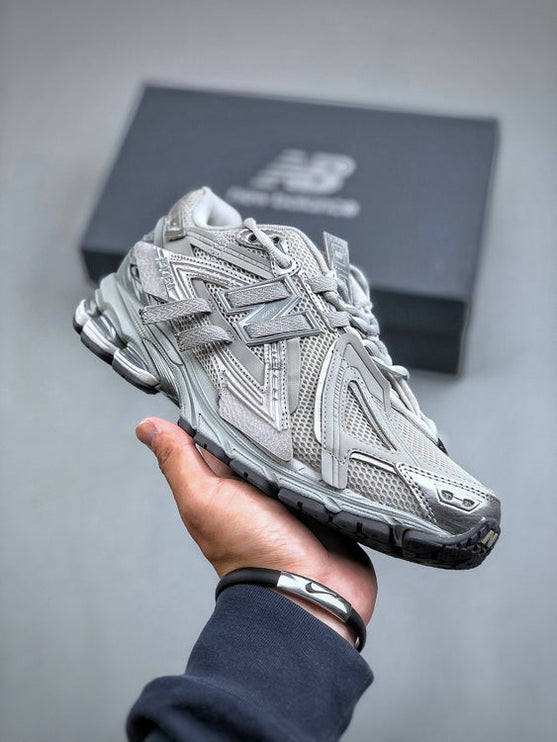 New Balance 1906