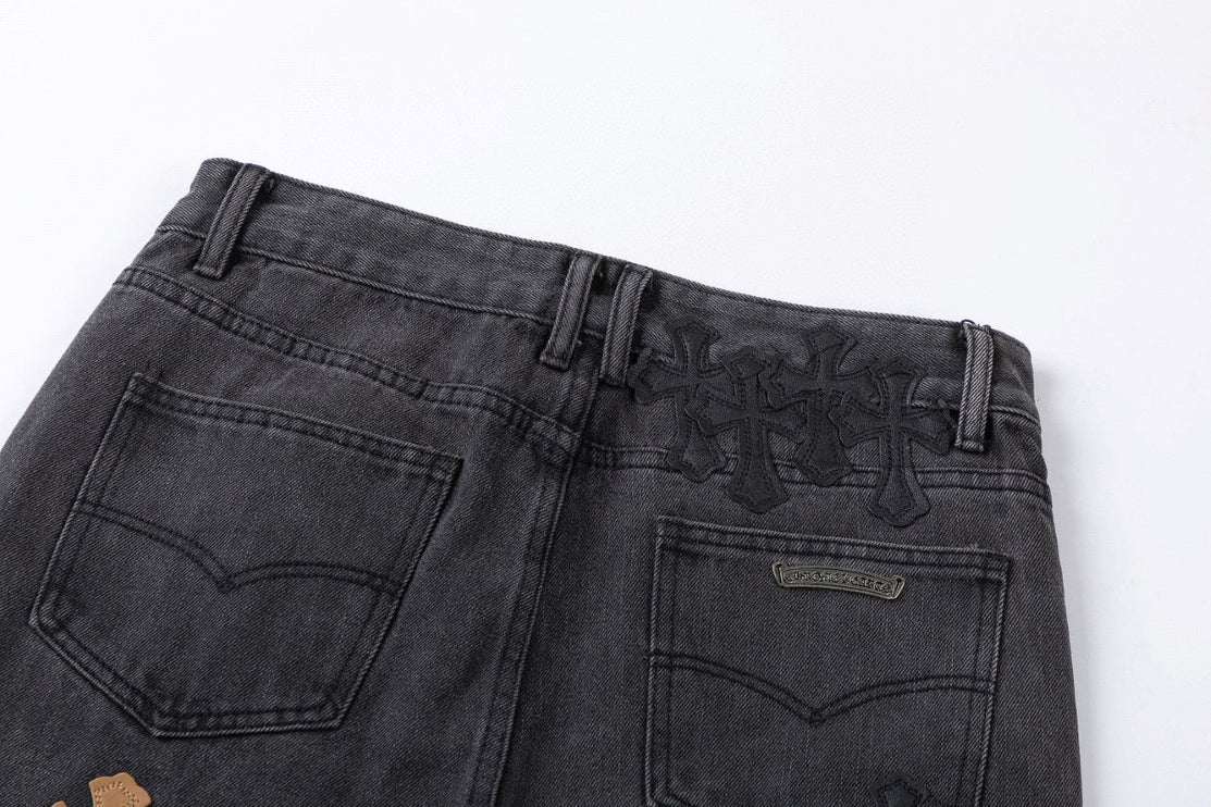 JEAN NOIR AVEC PATCH CROIX MARRON CHROME HEARTS