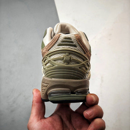 New Balance 1906U