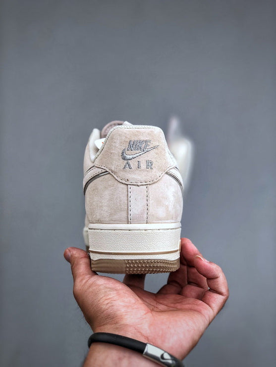 Nike Air Force 1 Low akira