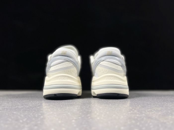 New Balance 1000AC1