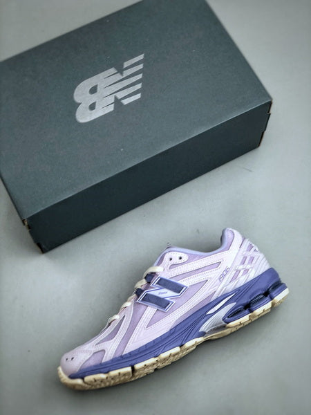New Balance 1906