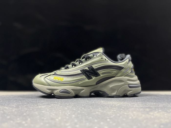 New Balance 1000EA