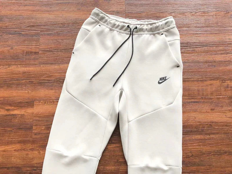 PANTALON NIKE TECH FLEECE x BLANC CRÈME
