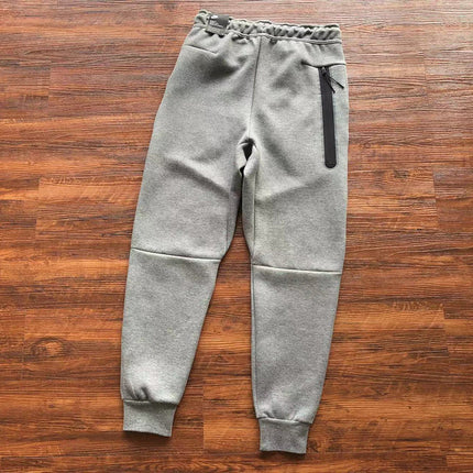 PANTALON NIKE TECH FLEECE x GRIS LOUP