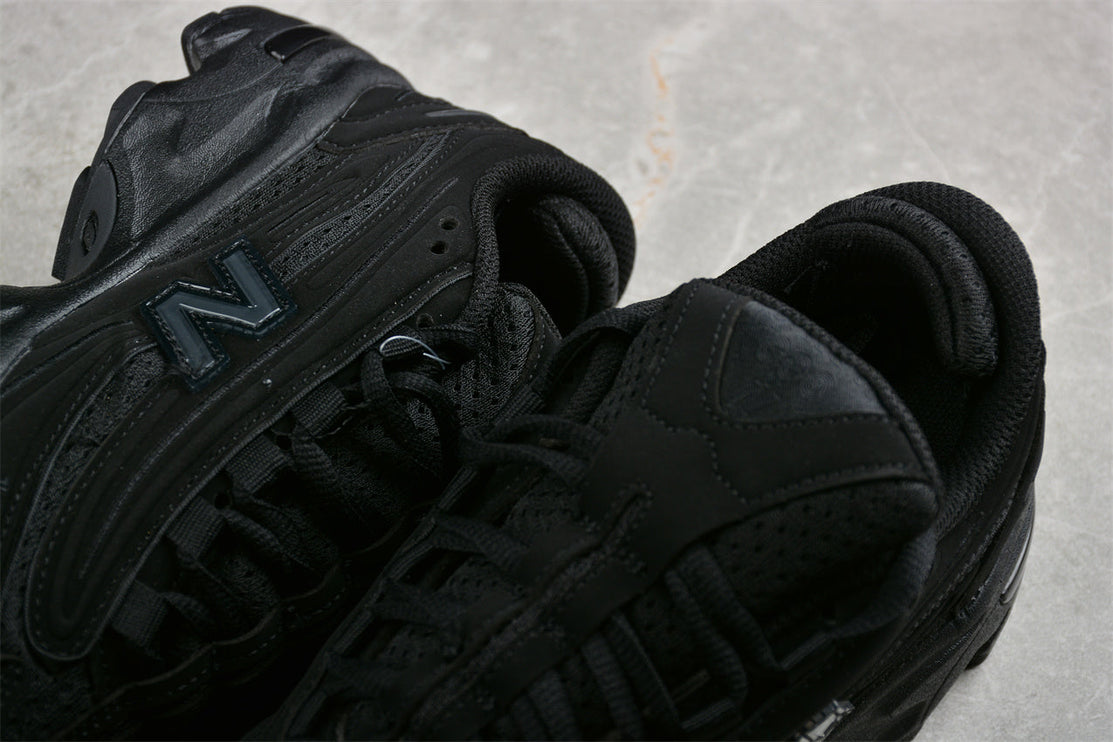 New Balance 1000BL