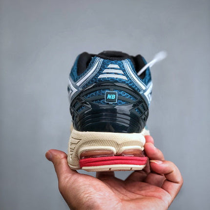 New Balance 1906