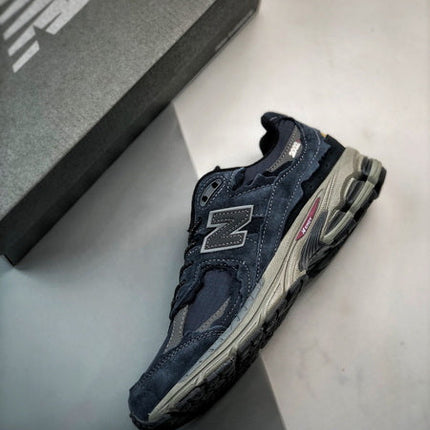 New Balance 2002R DO