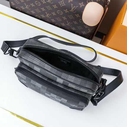 SACOCHE LOUIS VUITTON