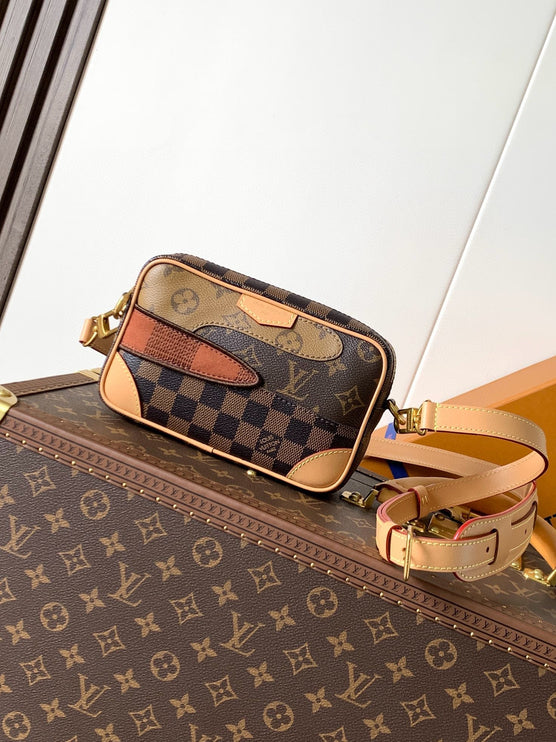 SACOCHE LOUIS VUITTON