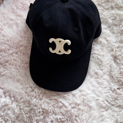 Casquette C