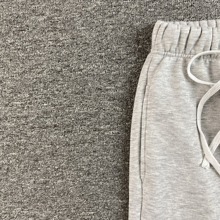 PANTALON DE SURVÊTEMENT SYNA WORLD COLLEGE GRIS