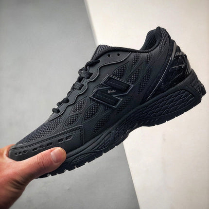 New Balance 1906 FULL BLACK