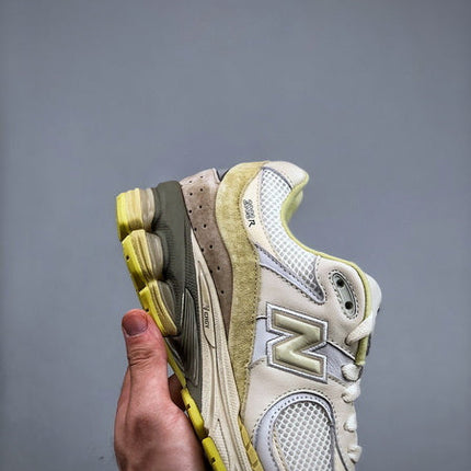 New Balance 2002R Auralee