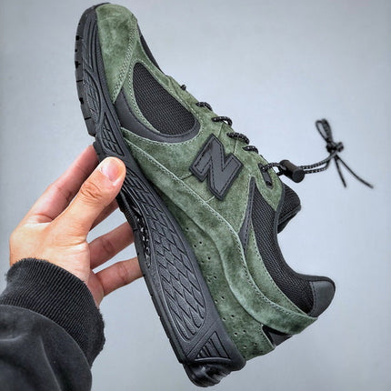 New Balance 2002R