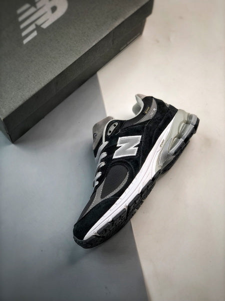 New Balance 2002R XD