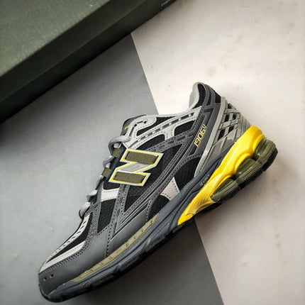 New Balance 1906