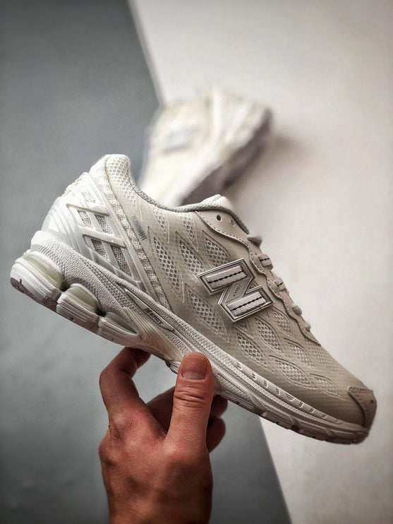 New Balance 1906R
