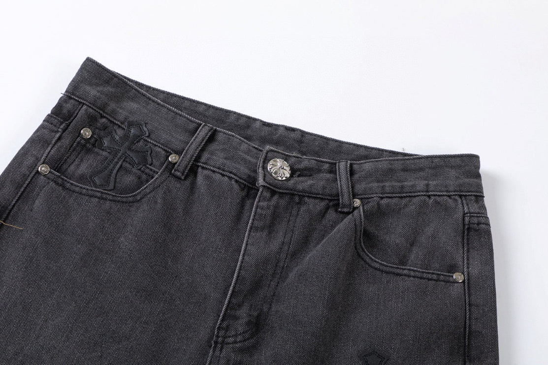 JEAN NOIR AVEC PATCH CROIX MARRON CHROME HEARTS
