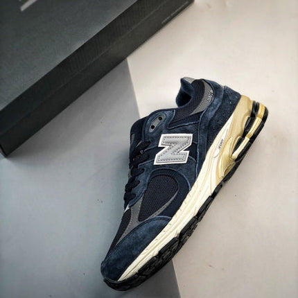 New Balance 2002R CA