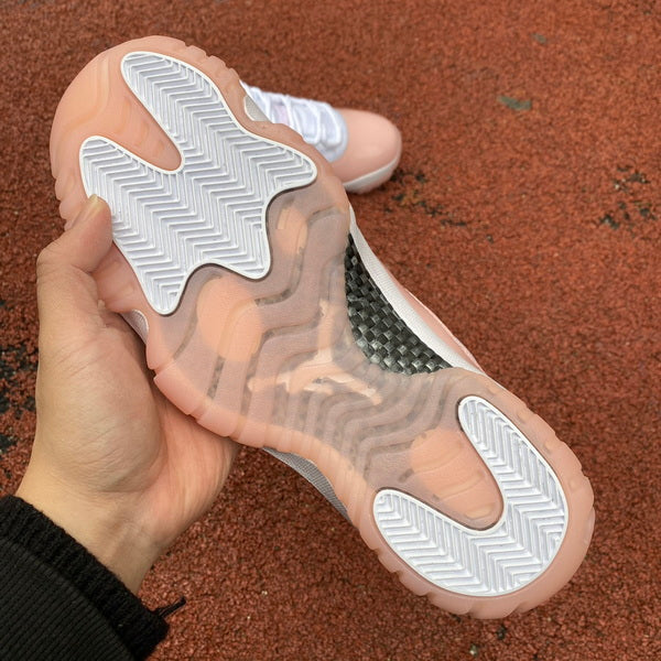 Air Jordan 11 Low WMNS “Legend Pink”