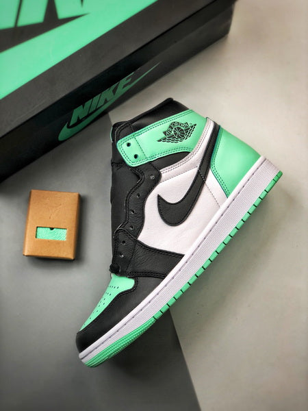 Air Jordan 1 High OG "Green Glow"