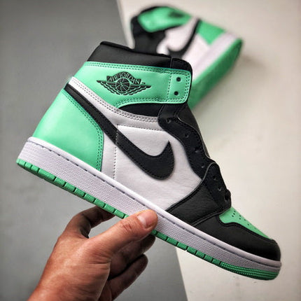 Air Jordan 1 High OG "Green Glow"