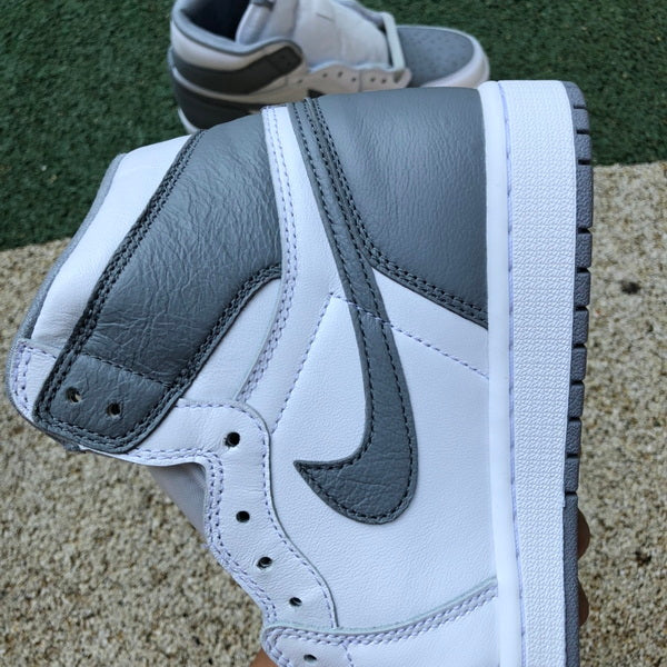 Air Jordan 1 High OG “Stealth”