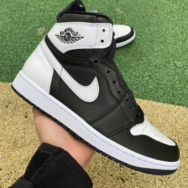Air Jordan 1 High Reverse Panda