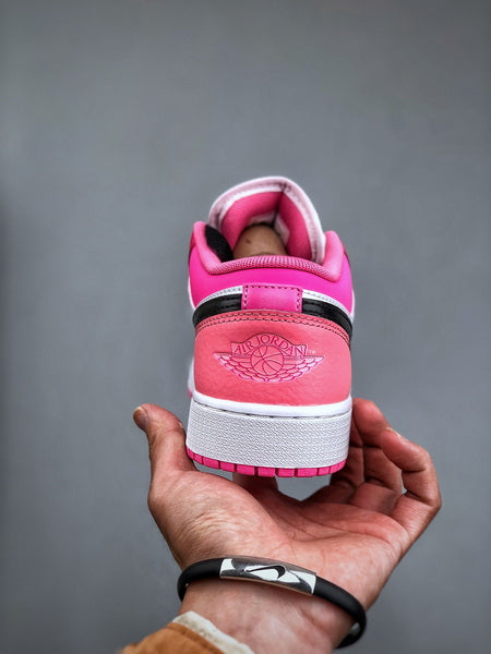 Air Jordan 1 Low SE GS "Valentine’s Day"