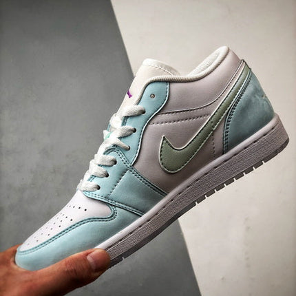 Air Jordan 1 Low SE Glacier Bleu