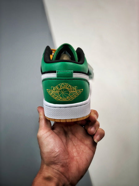 Air Jordan 1 Low SE Holiday Special