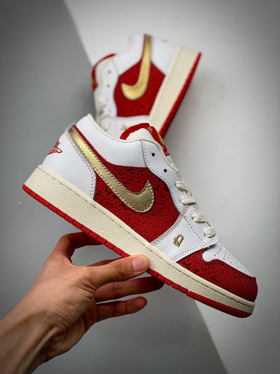 Air Jordan 1 Low Spades