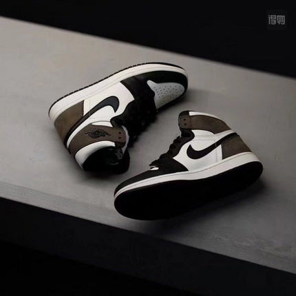 Air Jordan 1 Retro “Dark Mocha”