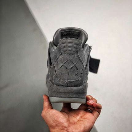 Air Jordan 4 X Kaws grey