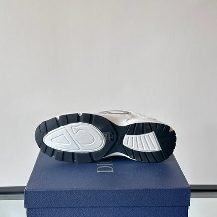 DIOR B30 WHITE