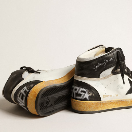 Golden Goose Sky-Star – Black and White