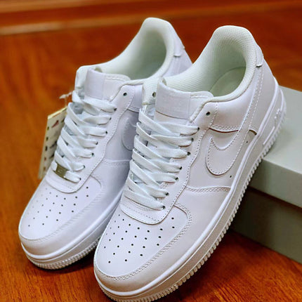 Nike Air Force 1 Low '07 Triple White