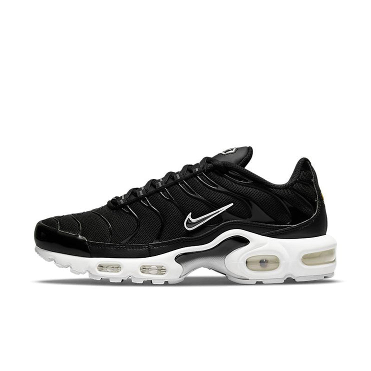 Nike Air Max Plus Black and white