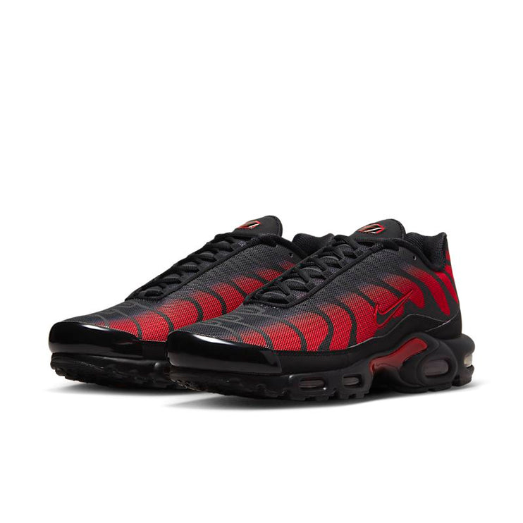 Nike Air Max Plus "Black/University Red"