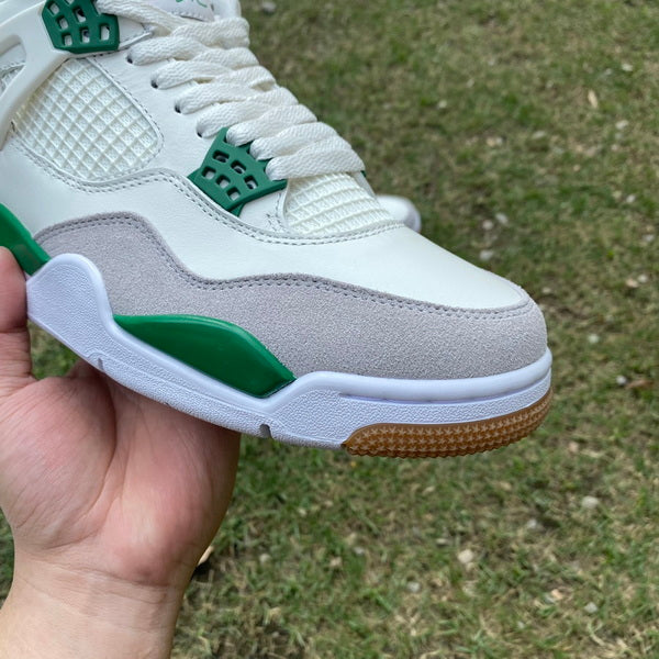 Nike SB x Air Jordan 4 Pine Green